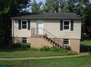 1412 Vine St, Charlottesville, VA 22902