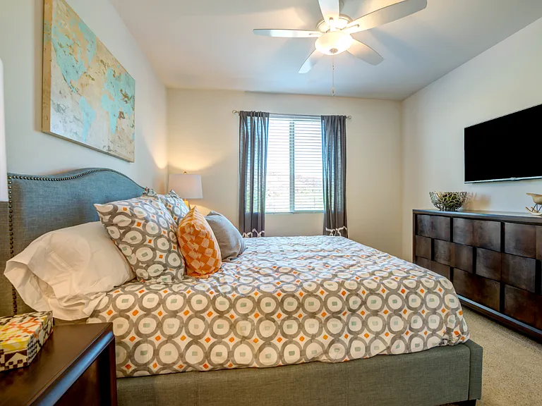 Model Bedroom