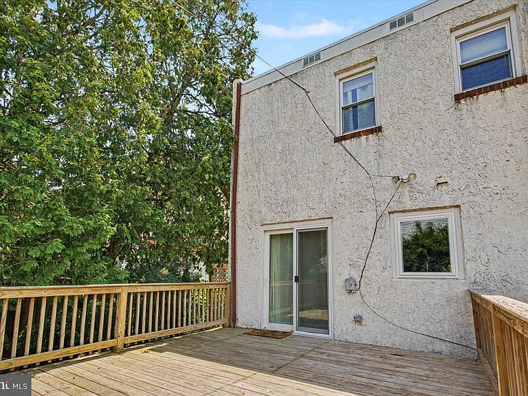 749 S Matlack St — Photo 4