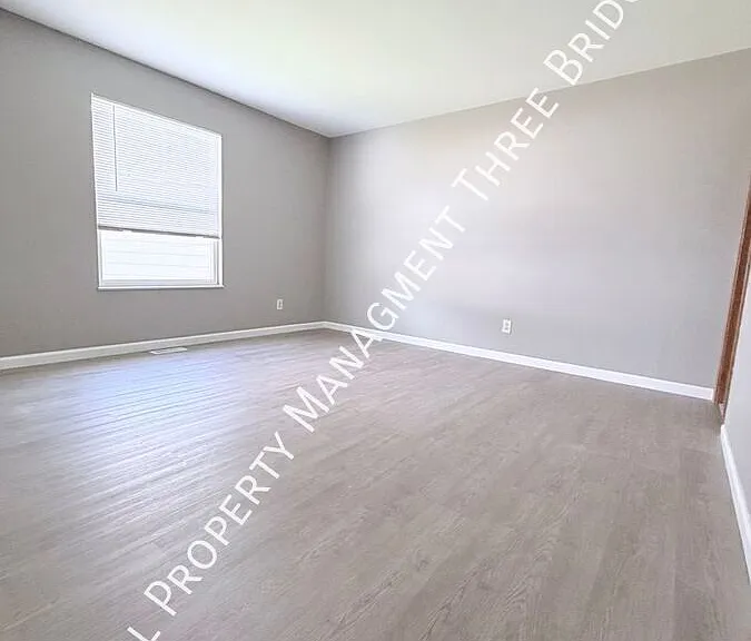 43 Kingspointe Dr — Photo 17