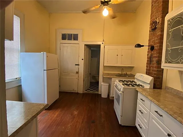 521 Bouny St — Photo 7