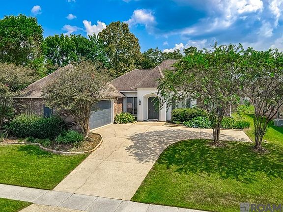 2nd image of 7015 Rose Hill Dr