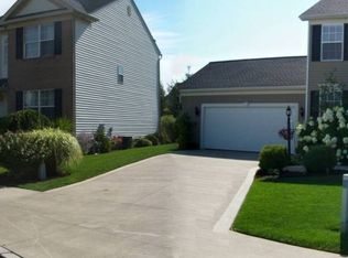 2300 Rio Grande Cir SE, Massillon, OH 44646