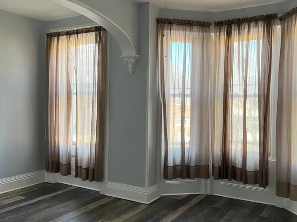 19 Glenwood Avenue image 13 of 17