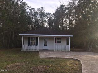 235 Pompano St, Waveland, MS 39576