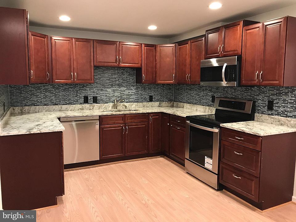 1st image of 3525 McLean Ave