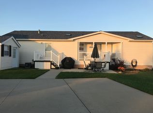 37079 Yates Ct, New Haven, MI 48048