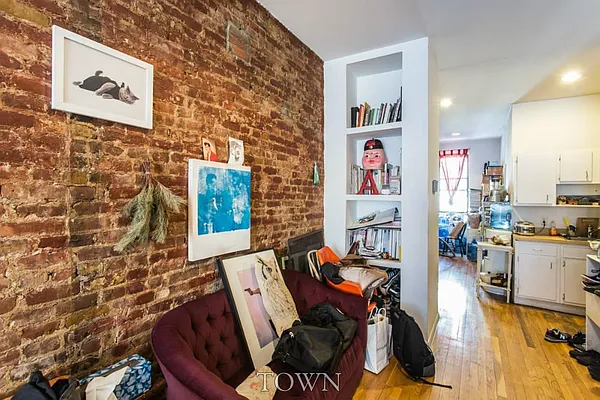 Rented by Town Residential | media 13