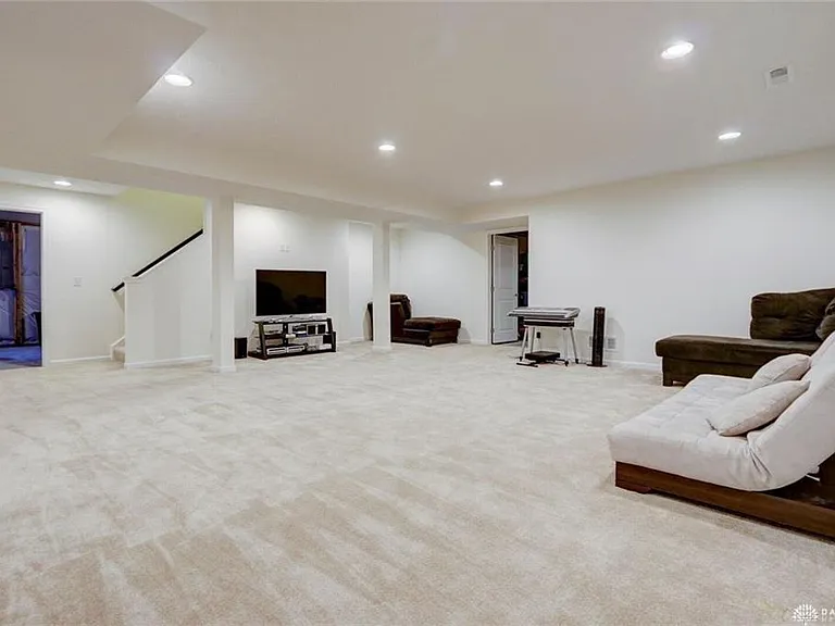7267 Bostelman Pl — Photo 15