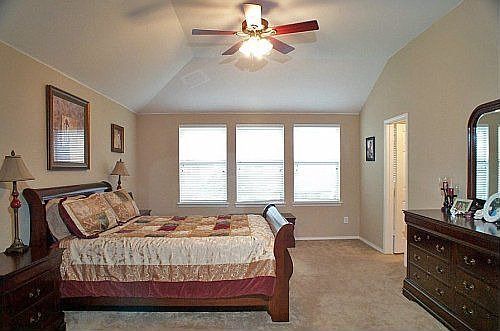 5th image of 10120 Benwick Dr