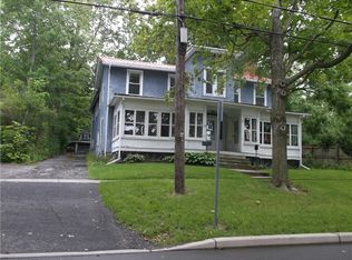 69 2nd St, Geneseo, NY 14454