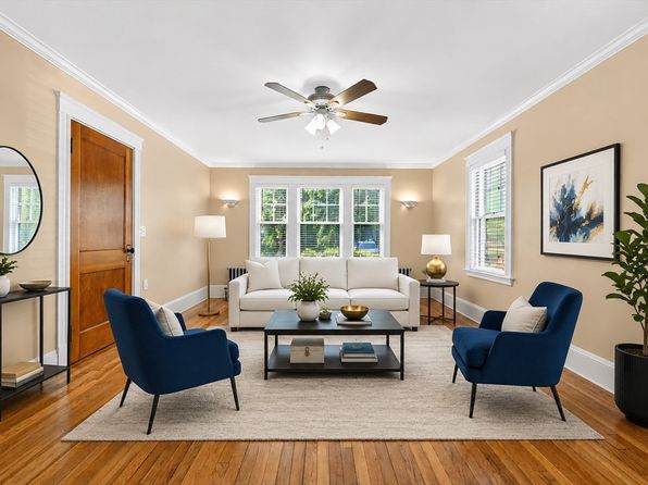 18 Linden Pl #1
