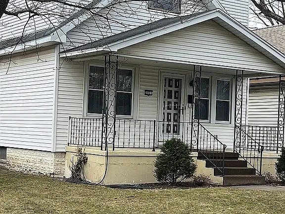 2021 Cedarlawn Ave — exterior photo