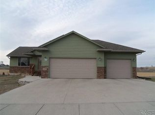 1600 E Liberty Cir S, Brandon, SD 57005