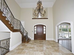 9007 Burdette Rd, Bethesda, MD 20817