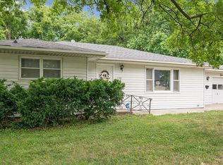 132 Cornell Ave, Bonner Springs, KS 66012