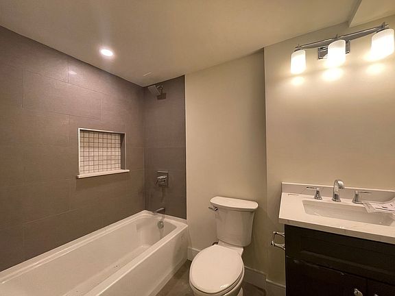 5th image of 65 Cameron St #4