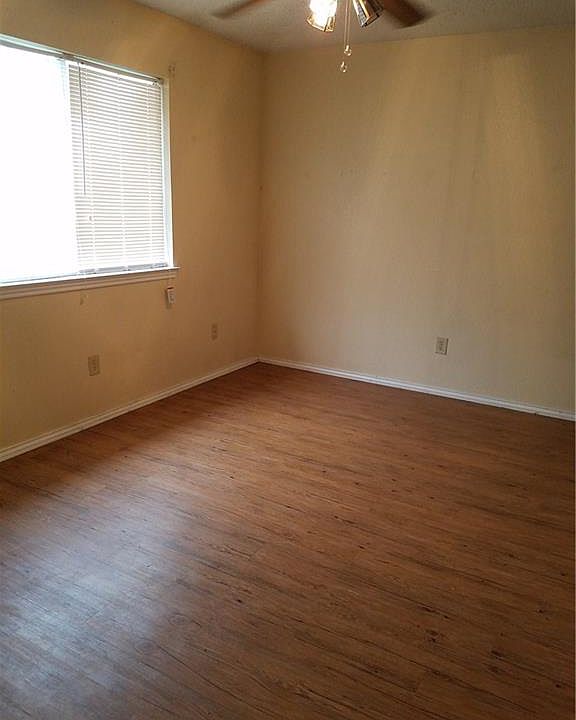 1st image of 1304 Pitcairn Dr #1304A