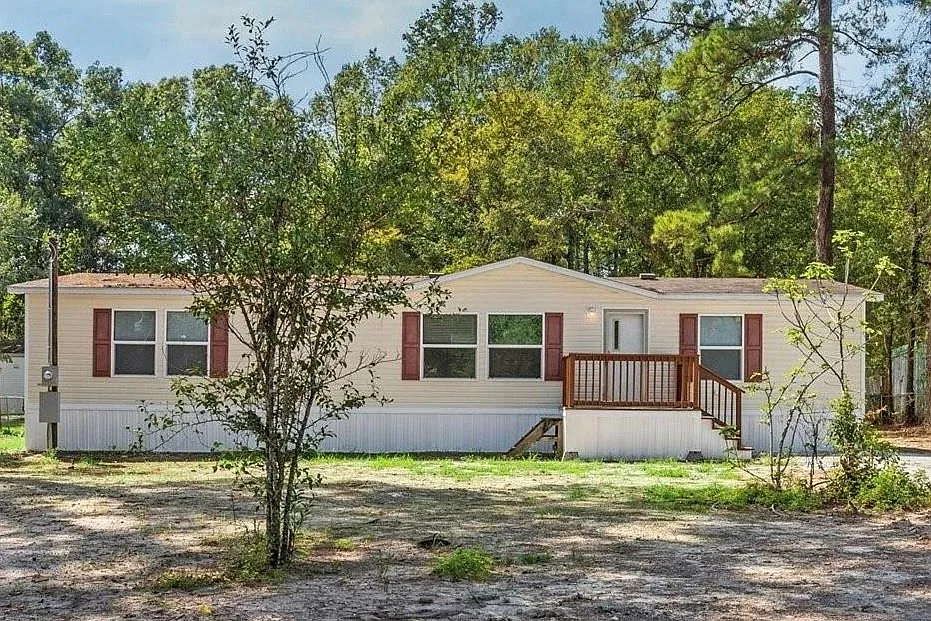 3 bed, 2.0 bath, 952 sqft, $1,650 — Photo 1