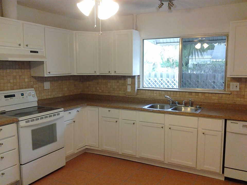2nd image of 5202 27th Ave S