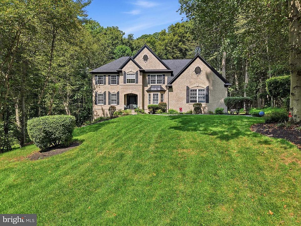 1st image of 101 Pyles Mountain Ln