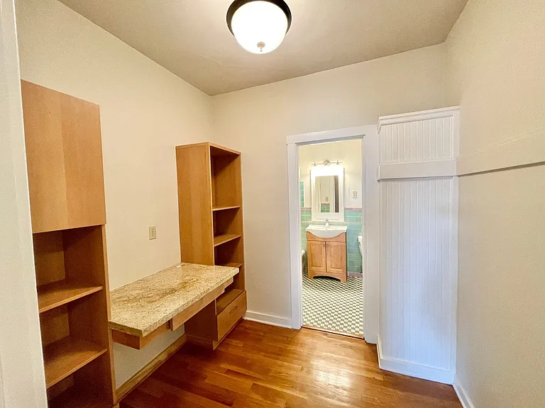 3255 Broderick St #7 — Photo 10