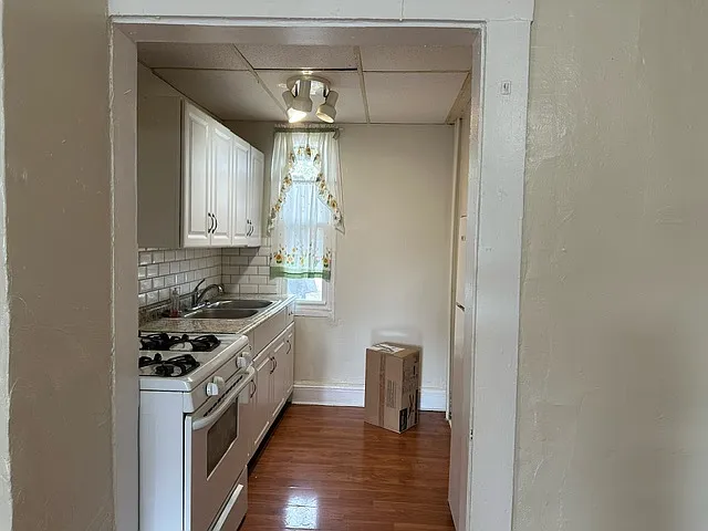 3 bed, 1150 sqft, $1,250 — Photo 2