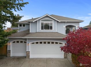 4124 NE 9th Pl, Renton, WA 98056