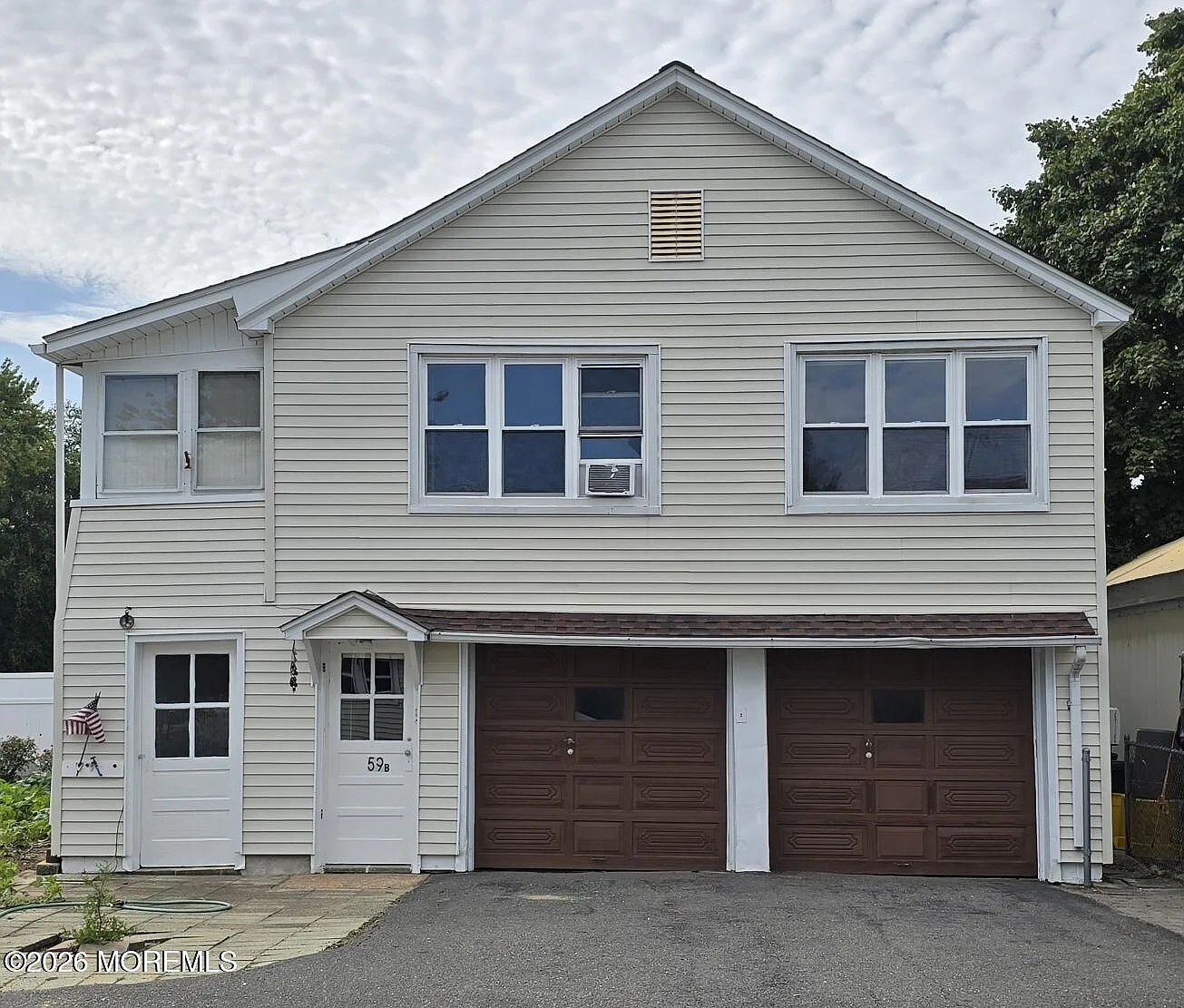 2 bed, $1,900 — Photo 1