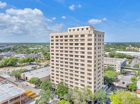 311 W Ashley St