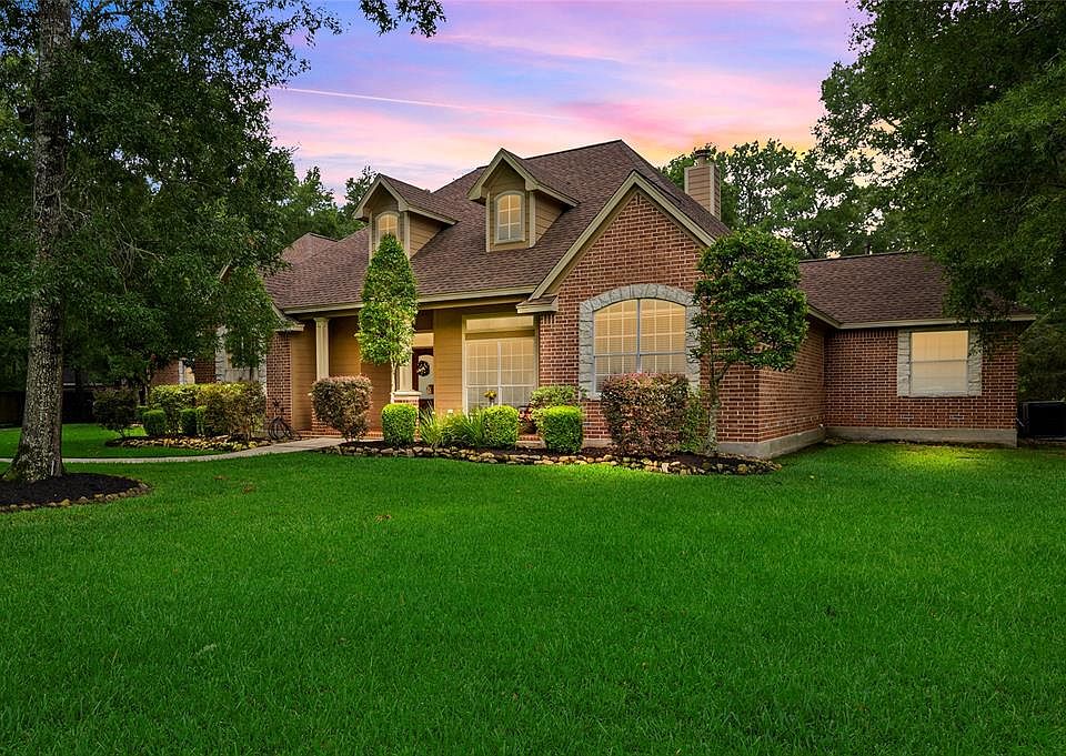 1st image of 27511 Fairway Oaks Dr