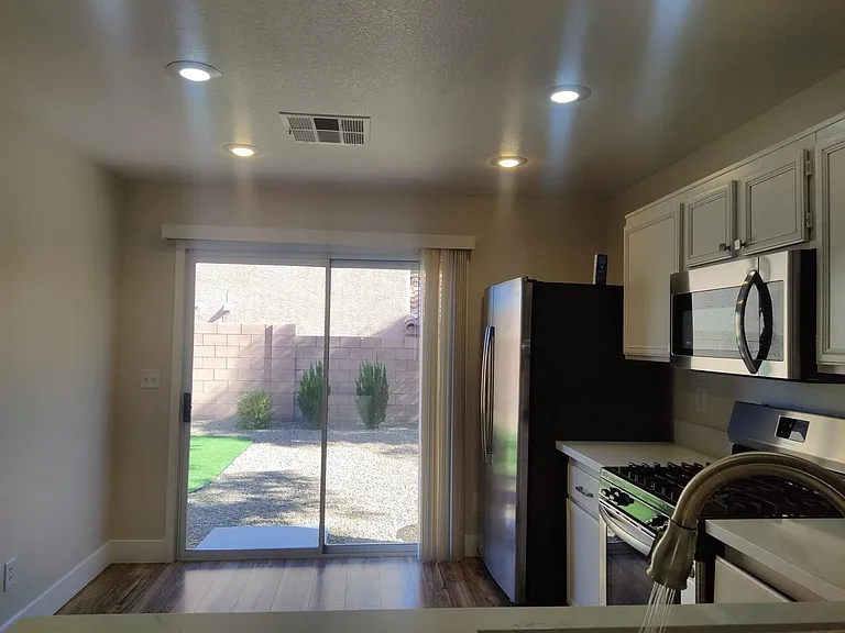 520 Bernini St — Photo 7