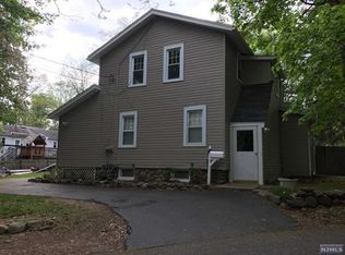 23 Willet St, Park Ridge, NJ 07656