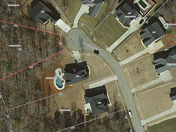 4th image of 221 Saddle Creek Ct