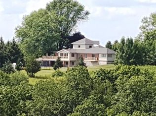 W5119 Knobloch Rd, La Crosse, WI 54601