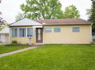 4552 Live Oak Dr, Dayton, OH 45417