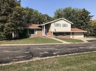 38635 129th St, Aberdeen, SD 57401