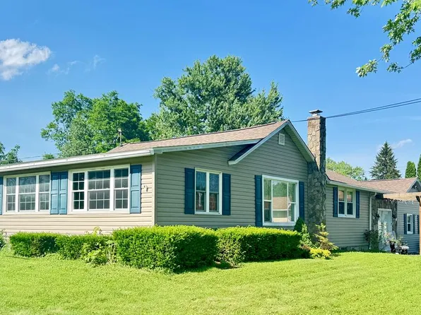 106 Magnolia St, Athens, PA 18810