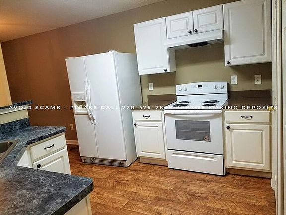 5th image of 744 Hillandale Ln