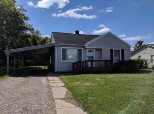 1970 Larchwood Dr, Troy, MI 48083
