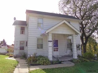 740 Rush St, Dubuque, IA 52003