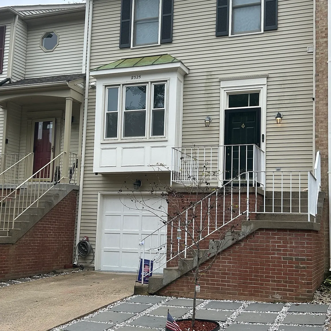 3 bed, 2200 sqft, $3,600 — Photo 2