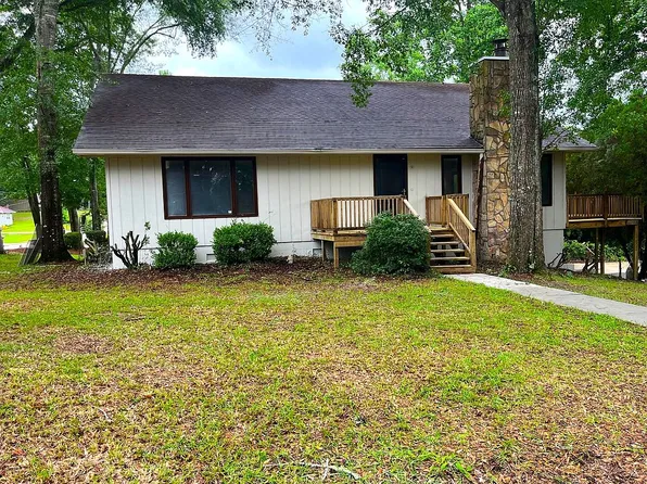 102 Wellington St, Enterprise, AL 36330