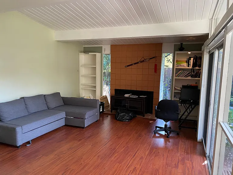 3372 Middlefield Rd — Photo 12