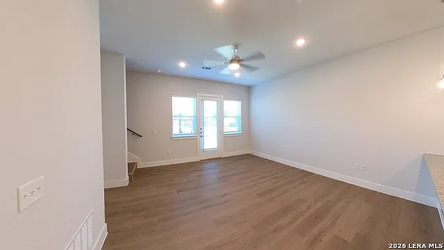 330 E Carson St #3103 — Photo 12