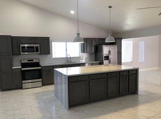 1361 W Gail Dr, Chandler, AZ 85224