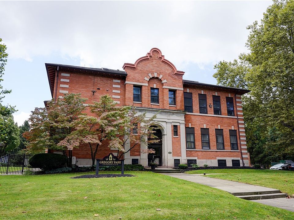 1st image of 109 Gregory Park