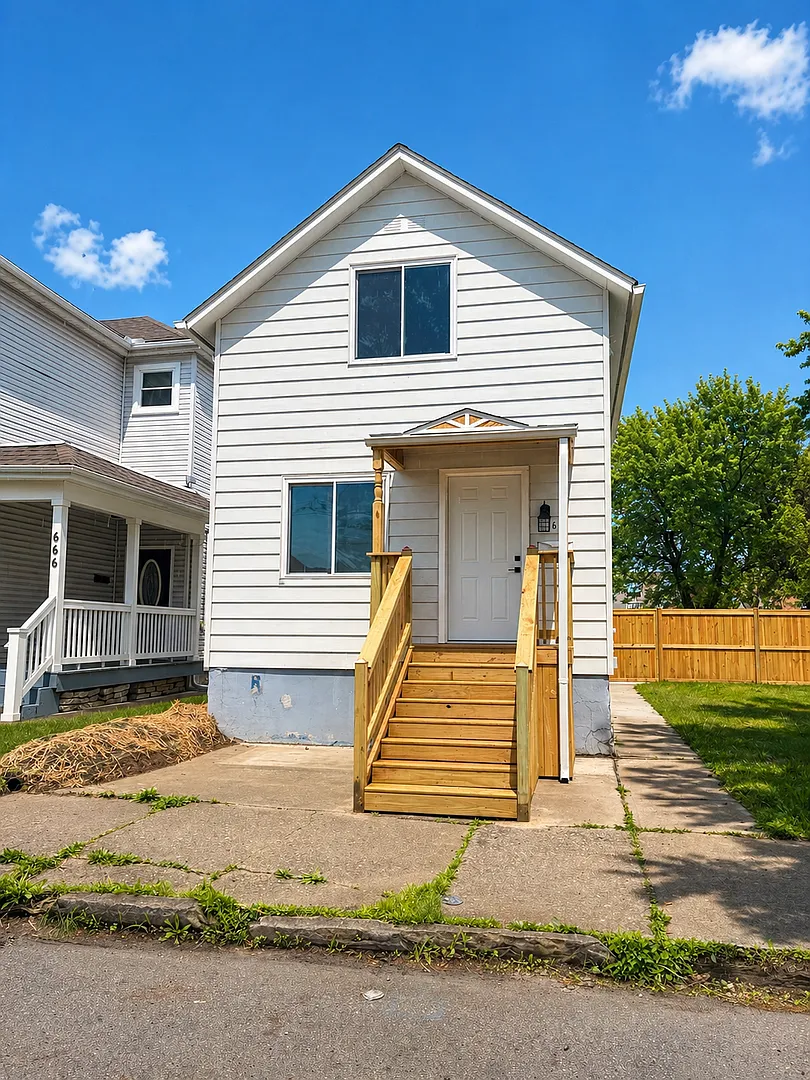 668 Wager St. — Photo 1