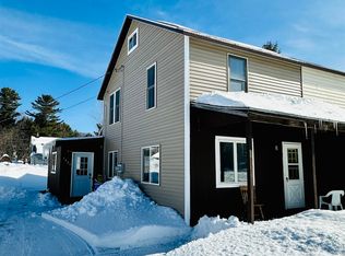 1020 School St, Ishpeming, MI 49849