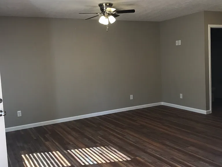 110 Felmet St #2B — Photo 5